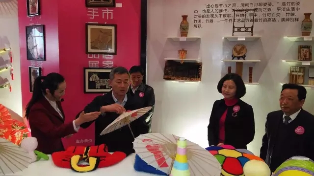 1日至20日&ldquo;伊针伊线&rdquo;手工精品集中亮相巅峰国际网站世纪城