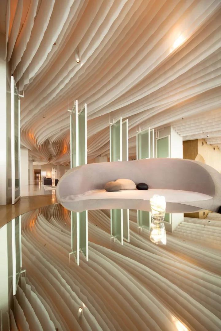 Hello，，，，Hilton！希尔顿旅馆入驻泸州金融商业中心【巅峰国际网站世纪城】