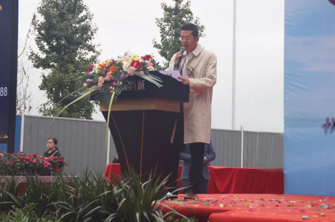 巅峰国际网站&middot;江屿城售楼部盛大开放 包机俯瞰乐山新&ldquo;视&rdquo;界