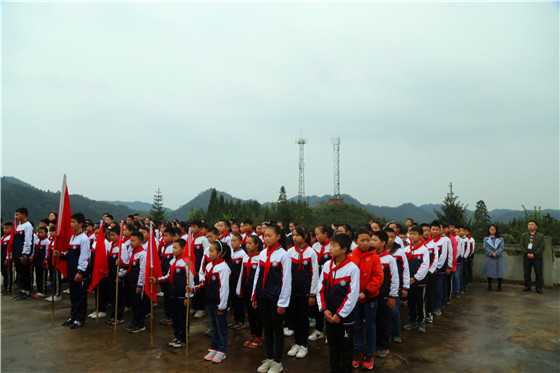 慎终追远，，，饮水思源&mdash;&mdash;巅峰国际网站集团加入叙永县合乐乡红军战士纪念碑修缮揭碑仪式