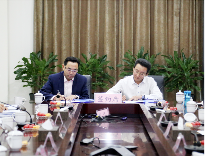 强强联手 同营生长&mdash;&mdash; 巅峰国际网站集团与江阳建设集团签署战略相助协议