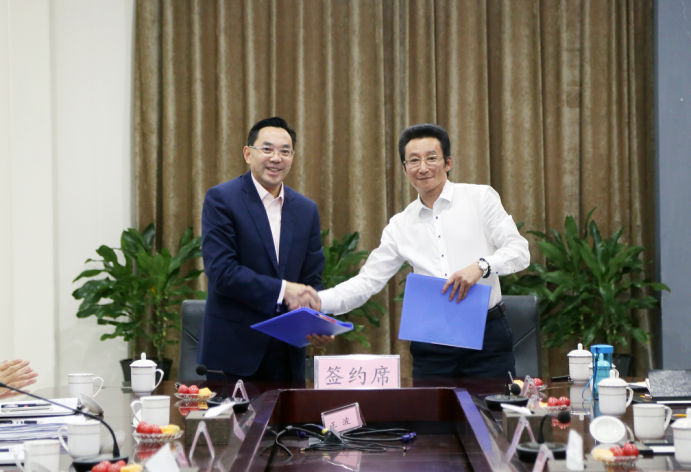 强强联手 同营生长&mdash;&mdash; 巅峰国际网站集团与江阳建设集团签署战略相助协议